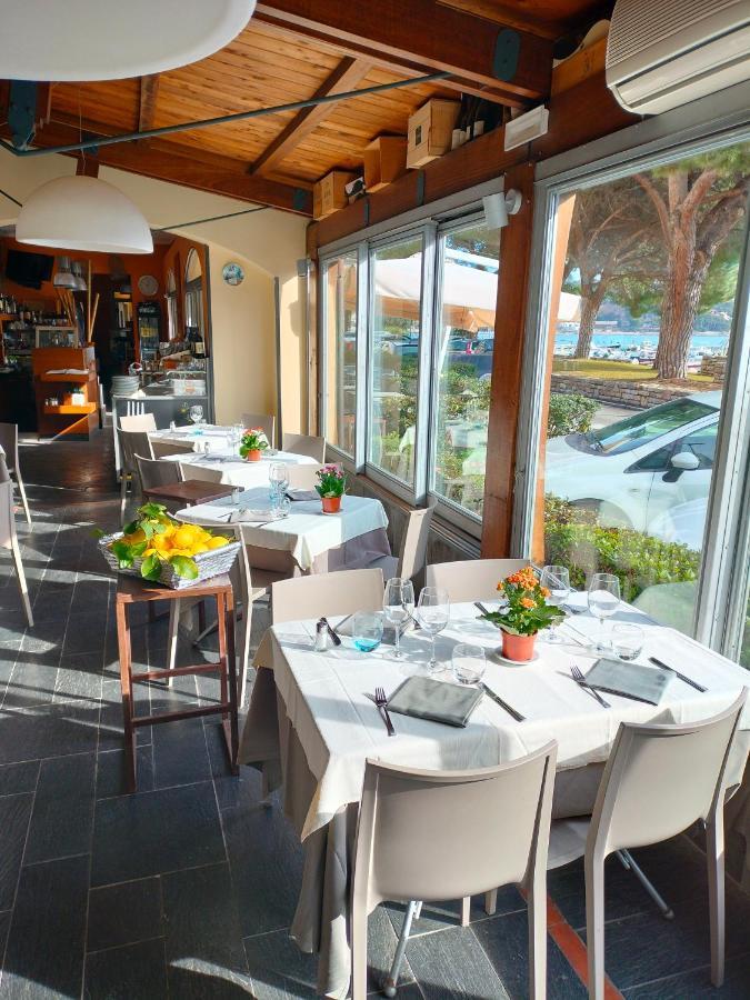 Locanda La Lucciola ปอร์โตเวเนเร ภายนอก รูปภาพ